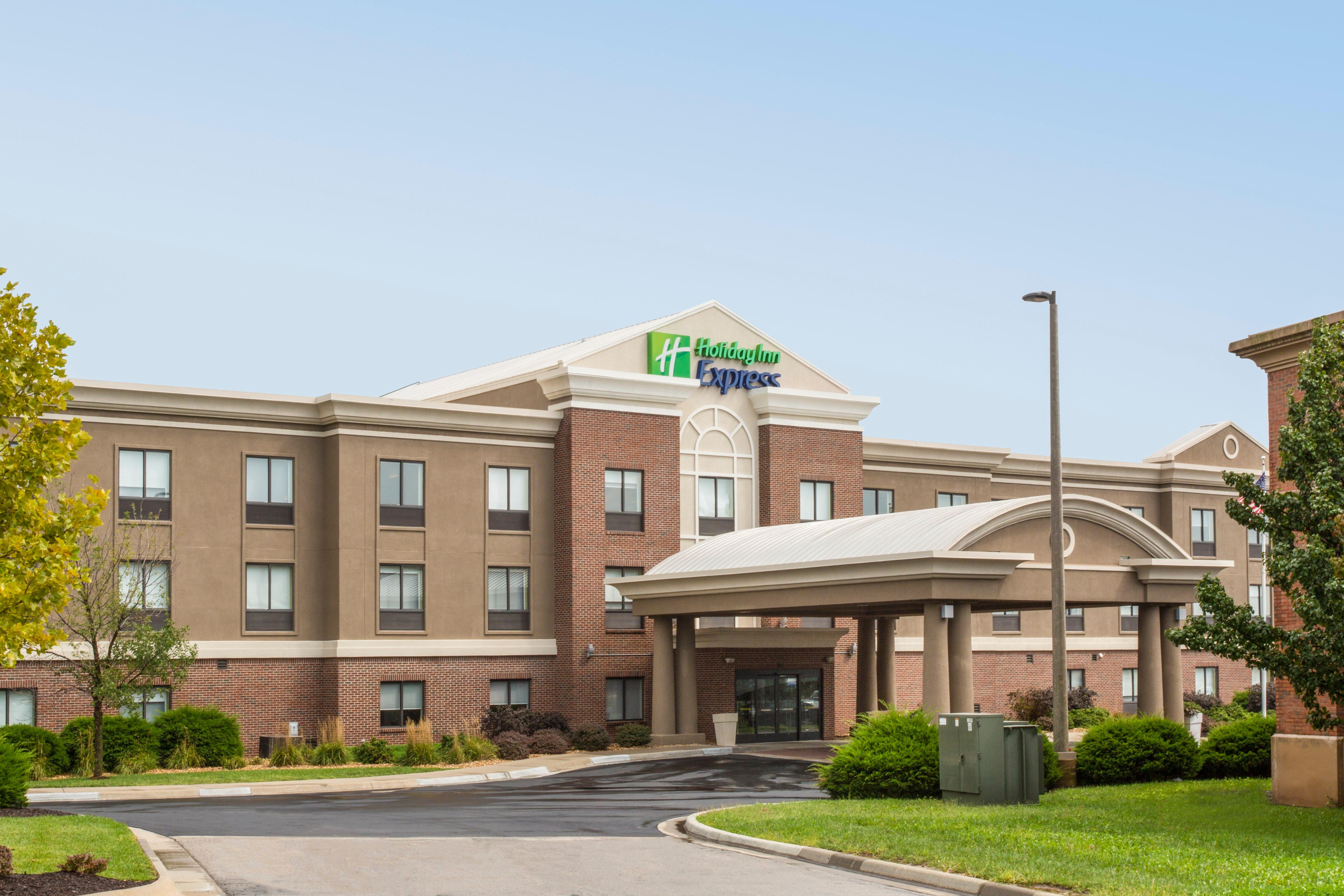 Holiday Inn Express Kansas City - At The Legends! By Ihg Bonner Springs Екстер'єр фото