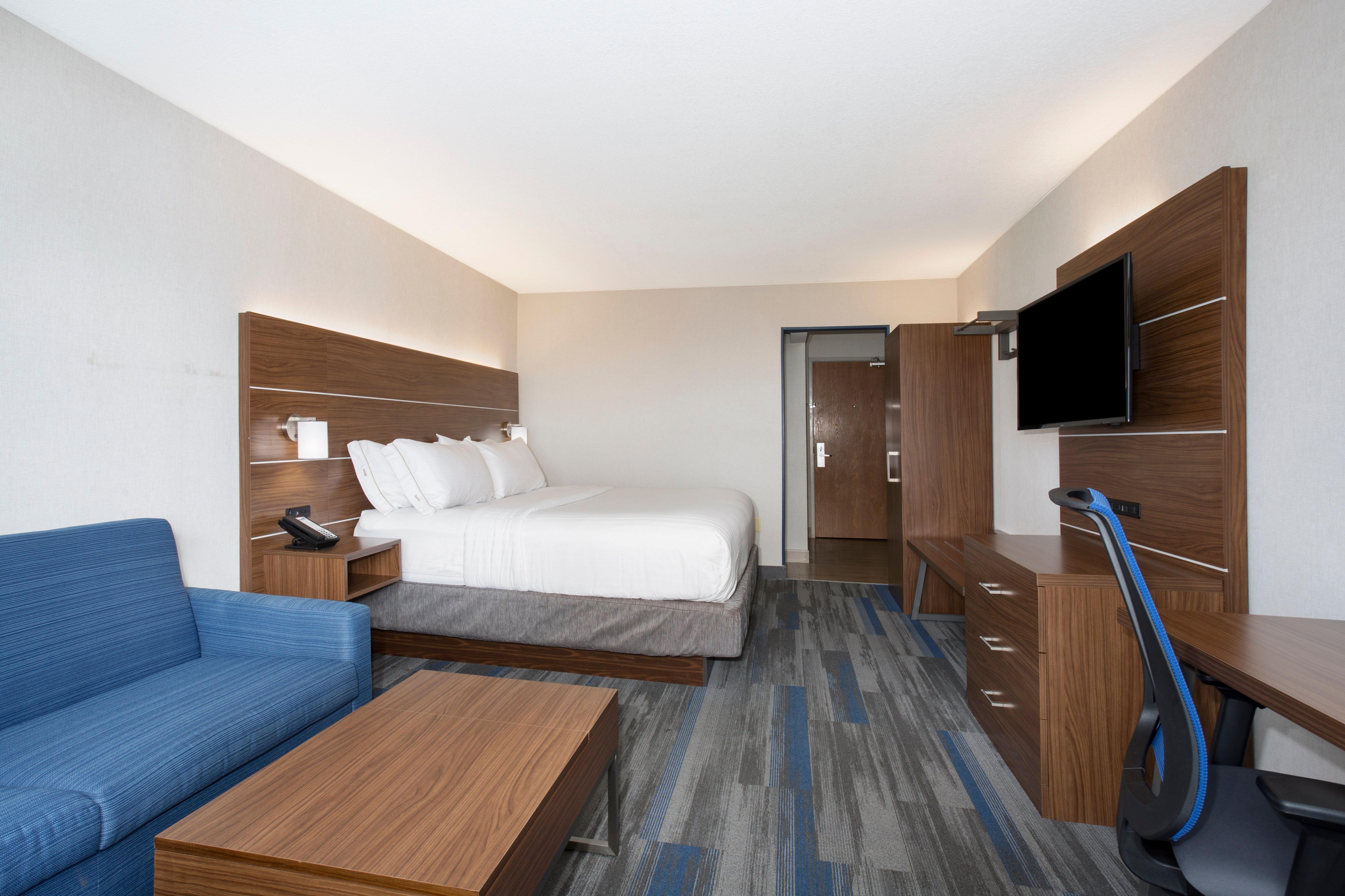 Holiday Inn Express Kansas City - At The Legends! By Ihg Bonner Springs Номер фото