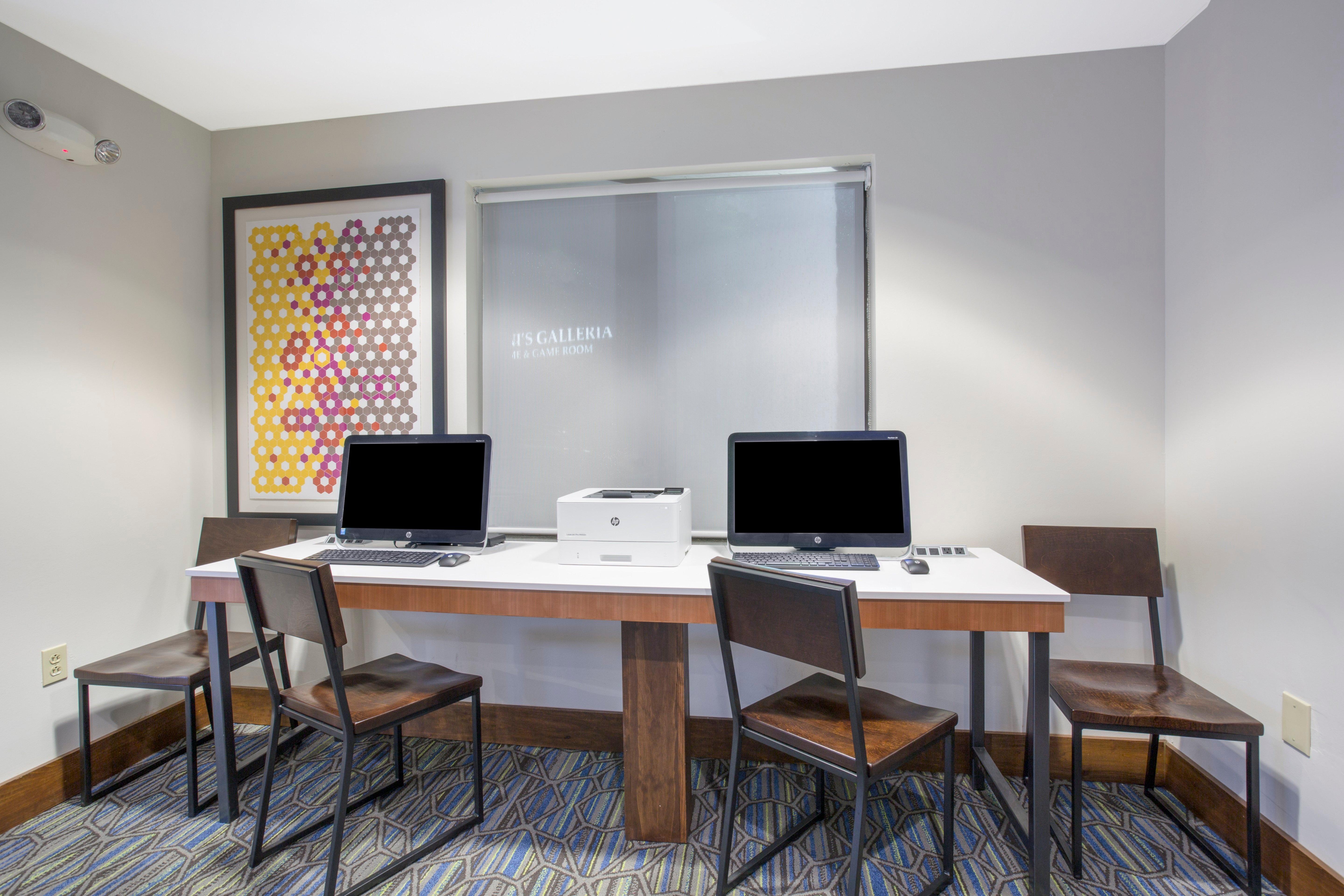 Holiday Inn Express Kansas City - At The Legends! By Ihg Bonner Springs Екстер'єр фото